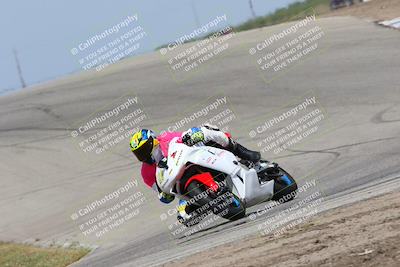 media/Apr-18-2022-Fun Track Dayz (Mon) [[c0fe044e02]]/Mock Race/2pm (Outside Grapevine)/